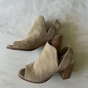 Cole Haan Wedge Heel Size 8